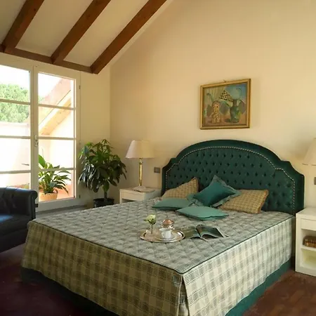 Appartement In Novara/piemont 22850